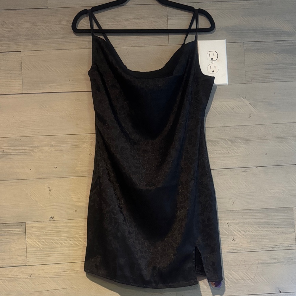 SHEIN Black Floral Mini Dress - Picture 3 of 12